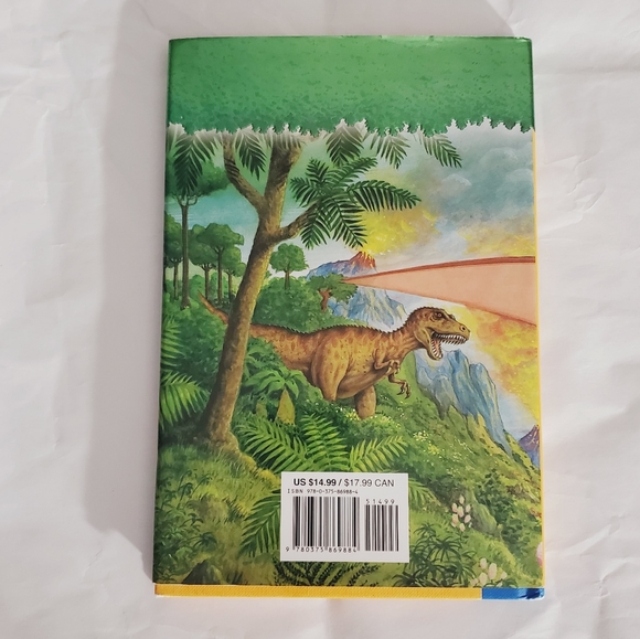 "Dinosaurs Before Dark" by Magic Tree House - Picture 4 of 9